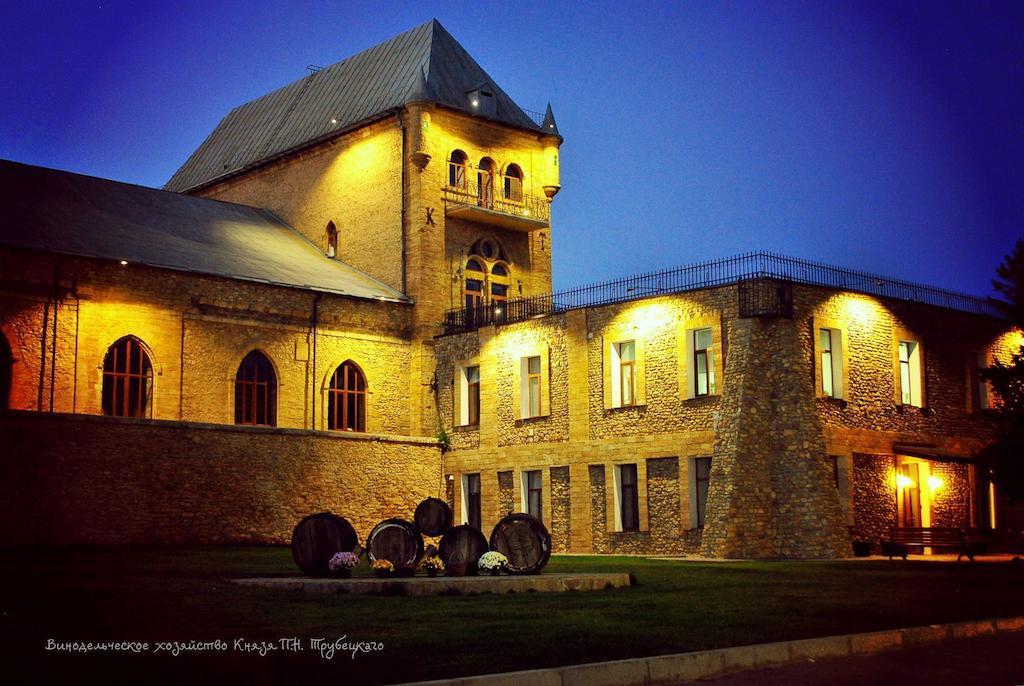 Prince Trubetskoi Winery Hotel Nova Kahovka Kültér fotó